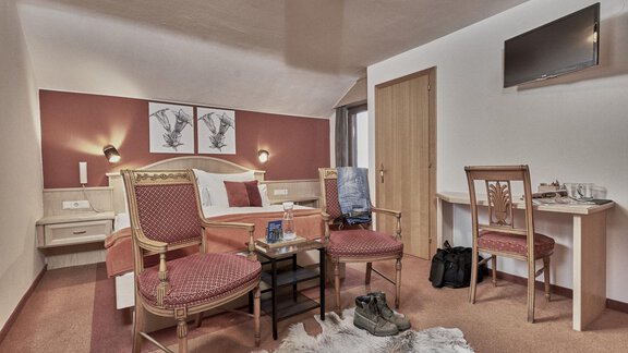 Doppelzimmer_Classic_1 - Pension Bergheim - Obergurgl 