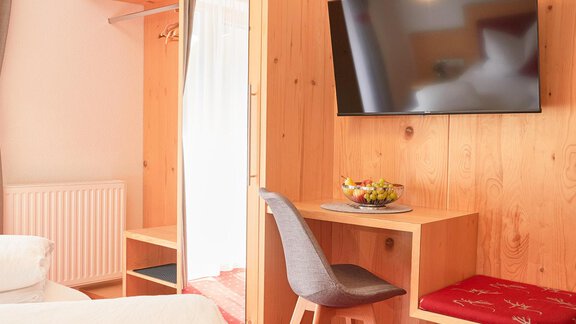 Walderhof_März2026_SarahNeuner_WEB_2C3A4814 - Gasthof Walderhof** - Ochsengarten