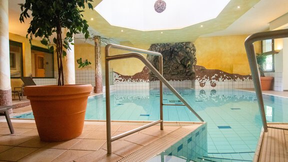 Innenpool - Aktivhotel Waldhof - Oetz