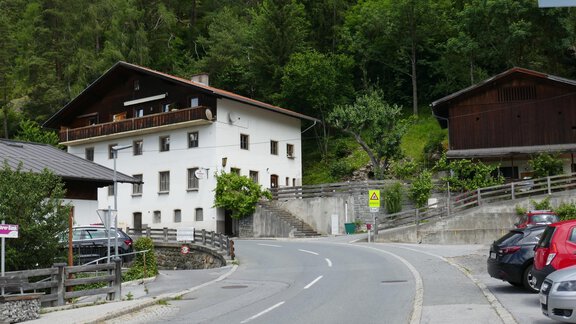Zufahrt von West - Apart Auenstein - Oetz