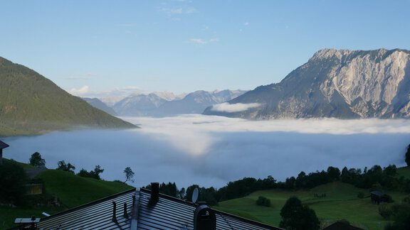 Aussicht nach Westen vom Balkon morgends - Apart Auenstein - Oetz