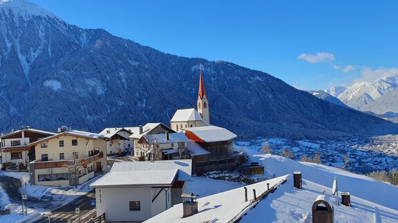Balkonaussicht nach Westen im Winter - Apart Auenstein - Oetz