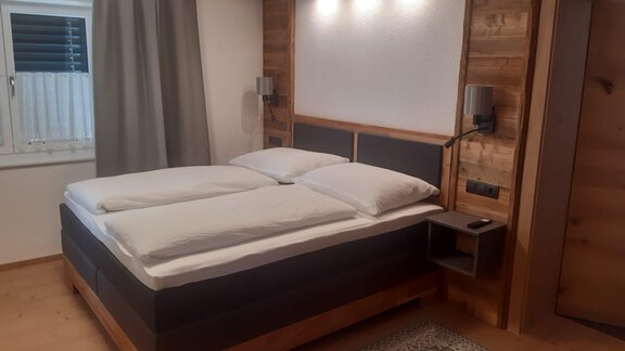 3 - Apart Hannes - Oetz