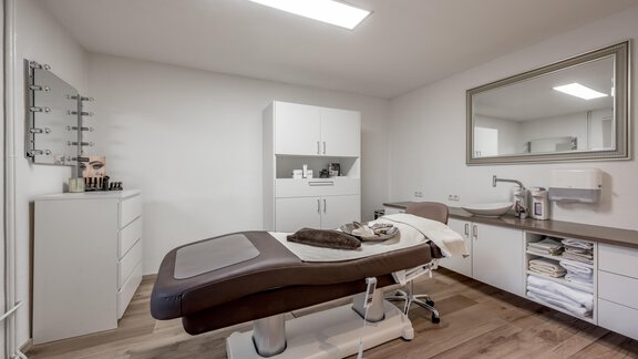 Danielas Kosmetik - Appartements Perberschlager - Oetz