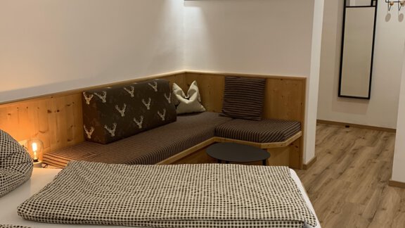 A1 Wohn-Schlafzimmer - Appartements Schmid Peter - Oetz