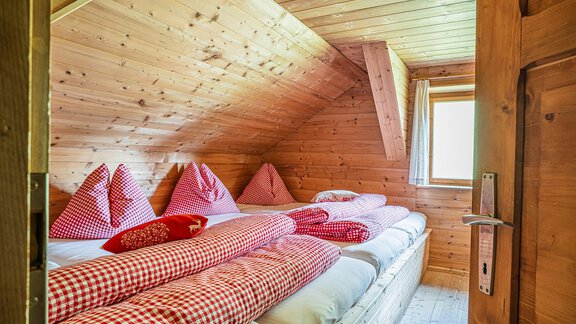 Familienzimmer - Vierbettzimmer - Armelen Hütte - Oetz