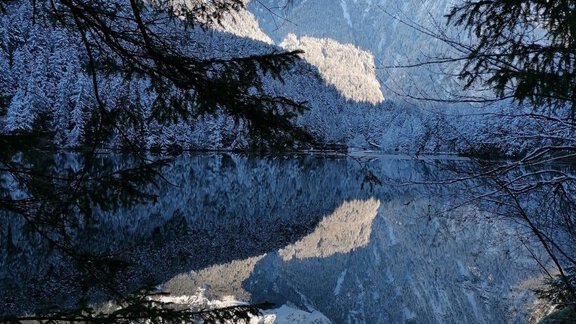 Piburger See Winter - Gästehaus Alpenruh - Oetz