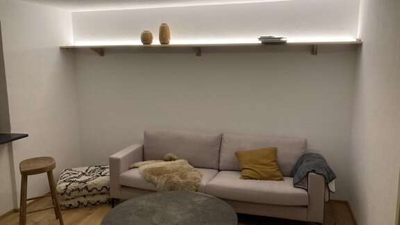 Wohnzimmer - glückseligs Ferienwohnungen - Oetz