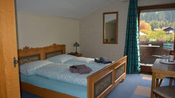 Zimmer mit Balkon - Haus Gertraud NEU - Oetz