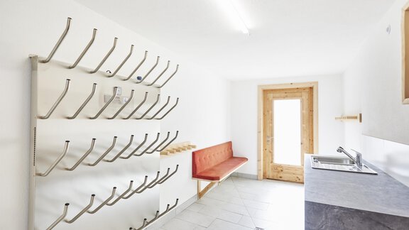 Skiraum mit Waschmöglichkeiten - Haus im Giessen - Oetz