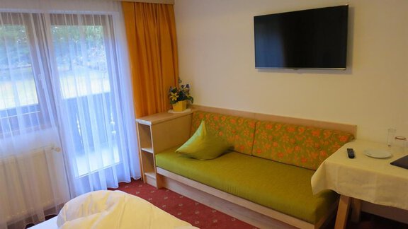 Doppelzimmer_Oetz_Ötztal_2 - Haus Marita - Oetz