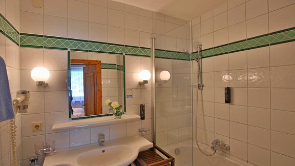 Badezimmer - Hotel 3 Mohren - Oetz