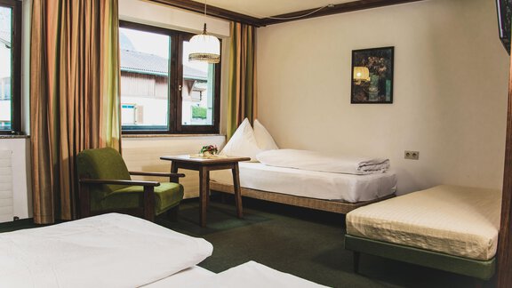 Vier_Bett_Zimmer - Hotel Marko - Oetz