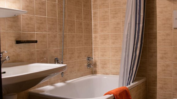 Badewanne - Hotel Marko - Oetz
