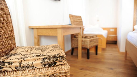 Zimmerbeispiel - Pension Olympia - Oetz