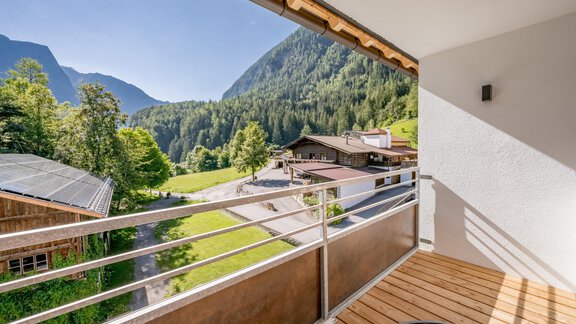Balkonaussicht_Sommer - Seehüter´s Hotel Seerose - Oetz