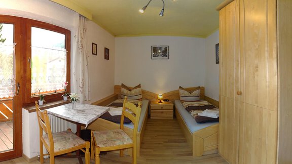 Zimmer 2 - Ferienwohnung Keil - Ötztal Bahnhof