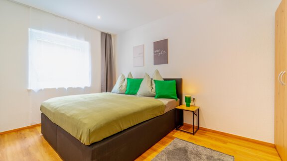 02-51-Schlafzimmer-2-Max - Oetztaler Lausbubenhaus Max & Moritz - Ötztal Bahnhof