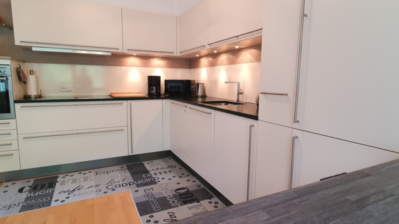 Modern, large kitchen - Ferienwohnung "Zum Glück" - Sautens