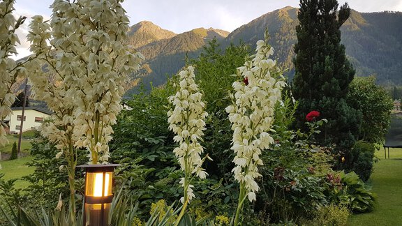 Garten - Haus Alpenglühn - Sautens