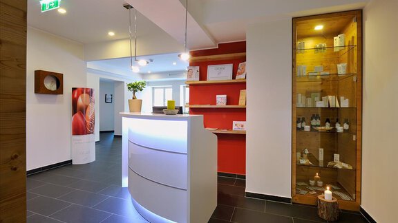 Wellness Rezeption - Hotel Ritzlerhof - Sautens