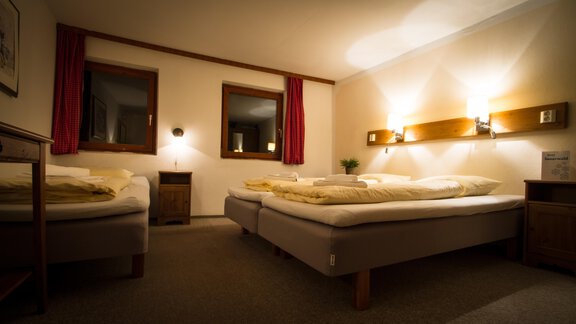 Dreibettzimmer - Ferienhaus Innerwald - Sölden