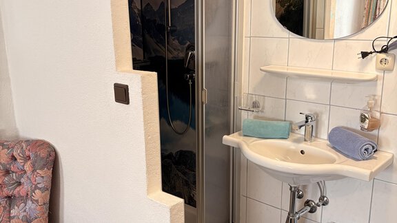 Ground floor 1. Room Shower - Ferienhaus Kaspers - Sölden