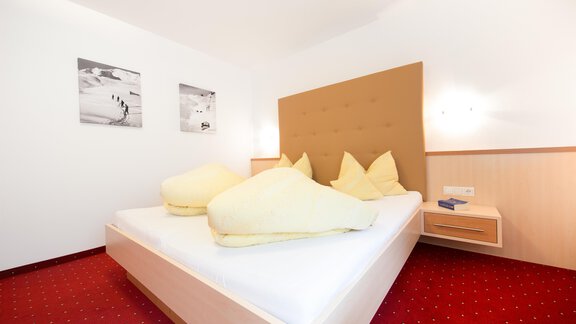 Familienzimmer - Frühstückspension Astoria - Sölden