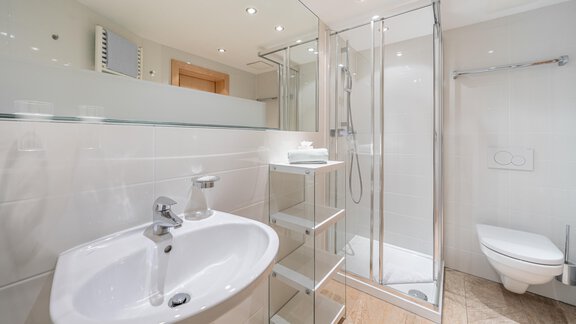 Badezimmer im "Best-Price" Doppelzimmer - Garni Concordia - Sölden
