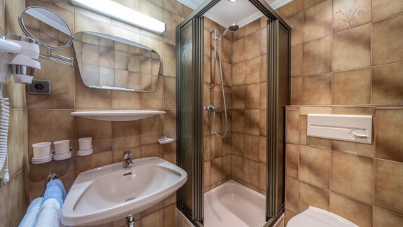 Toilet shower - Gästehaus Maier - Sölden