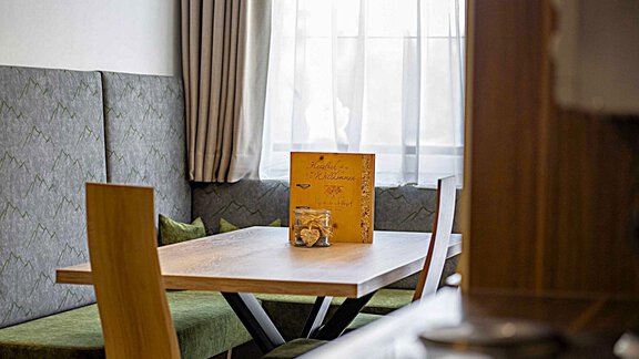 Schöne Aussicht Tisch - Granbichlhof - Sölden