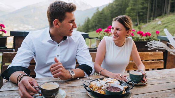 2800x1900_sommer_panorama_alm_24 - Grünwald Resort Sölden - Sölden
