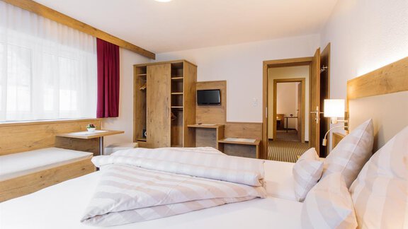 Zimmer 1 App. Brunnenkogel - Haus Madeleine - Sölden