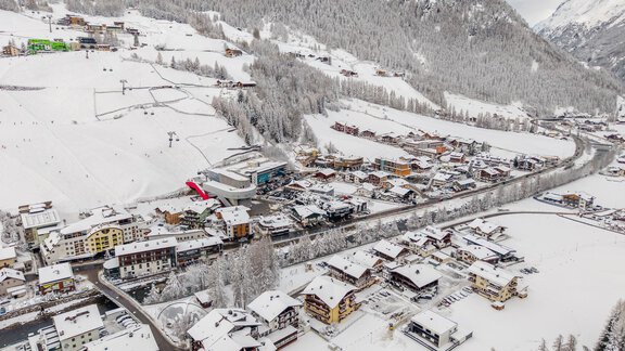 Winteraufnahme Lage Maria Theresia - Hotel Garni Maria Theresia - Sölden