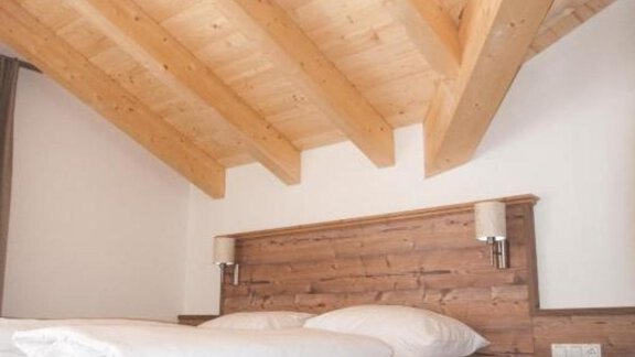 Screenshot_20231014_185528_Bookingcom - Rooftop Apartment - Sölden