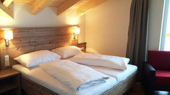 Screenshot_20231014_185551_Bookingcom - Rooftop Apartment - Sölden