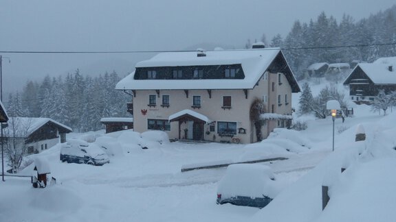 Hausansicht Winter - Alpengasthof Köfels - Umhausen