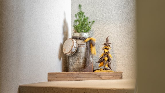 Dekoration Stiegenhaus - Apart Dorhoam - Umhausen