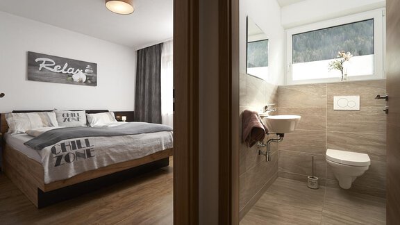 Schlafzimmer mit seperaten WC - Apart Schranz - Umhausen