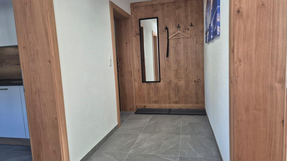 Flur 02 - Apart Spillmann - Umhausen