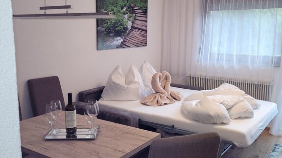 Sitzecke und Doppelausziehcouch - Apartment Zaharia - Umhausen