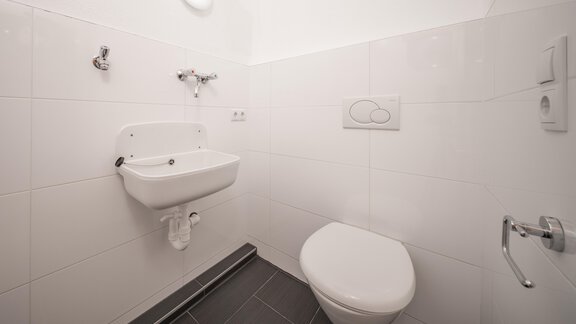 WC - Arche Dorfzentrum - ARCHE-OETZTAL-Dorfzentrum - Umhausen