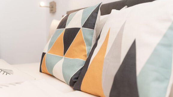 Details Schlafzimmer - Bergnest-Oetztal Appartements - Umhausen