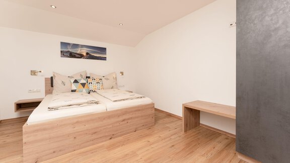 Wenderkogel Schlafzimmer groß - Bergnest-Oetztal Appartements - Umhausen