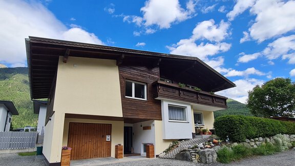 Haus Außenansicht - Bergnest-Oetztal Appartements - Umhausen