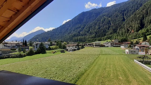 Ausblick 2. Stock - Ferienhaus Haueis - Umhausen