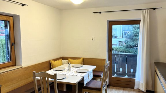 Küche Sitzecke - Ferienhaus Lotta - Umhausen