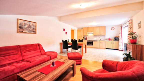 Wohn- und Essbereich - Ferienwohnung Sand - Umhausen