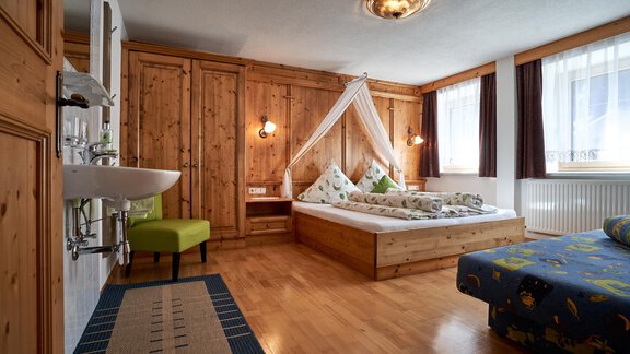 Zimmer 2 a  - Haus Huberta - Umhausen