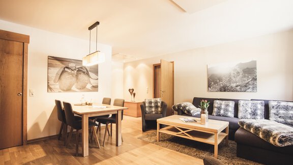 Panorama - Suite Zimmeransicht - Hotel Johanna mitten im Ötztal - Umhausen